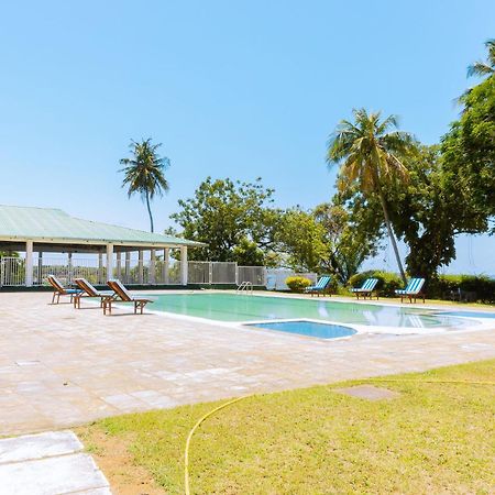 Mkonge Hotel Tanga Bagian luar foto
